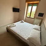 Apartamento Centro - Scavi E Santuario *